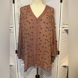NWOT MAURICES Blouse